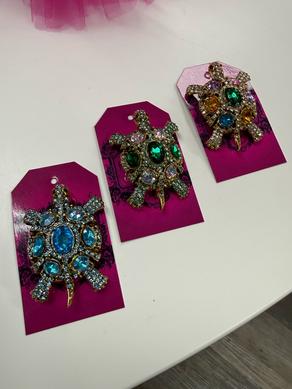 New 3 PC Crystal Turtle Brooch - Assorted Gem Colors